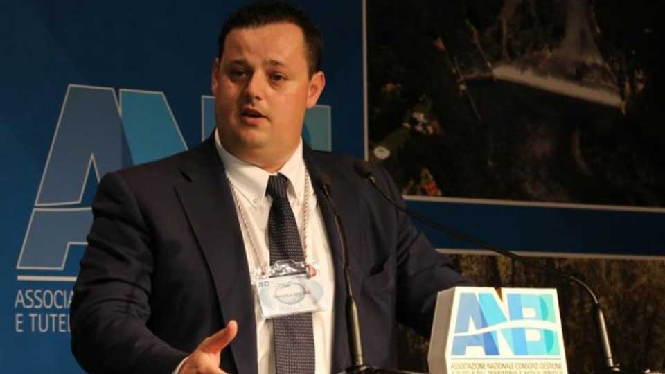 ANBI, un progetto di ricerca utilizza il gambero della Louisiana come indicatore biologico 1 francesco vincenzi presidente anbi nazionale palco 1