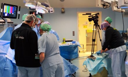 Urologia,  operazione in mondovisione per 12 chirurghi