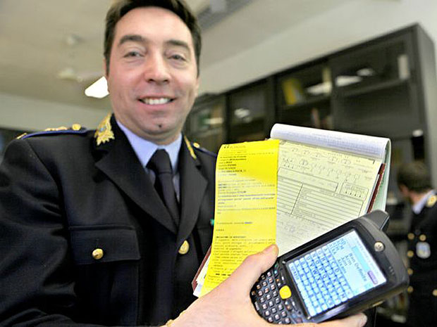 Nigeriano con 246 veicoli intestati e 179mila€ di tasse non pagato: fermato dalla Municipale