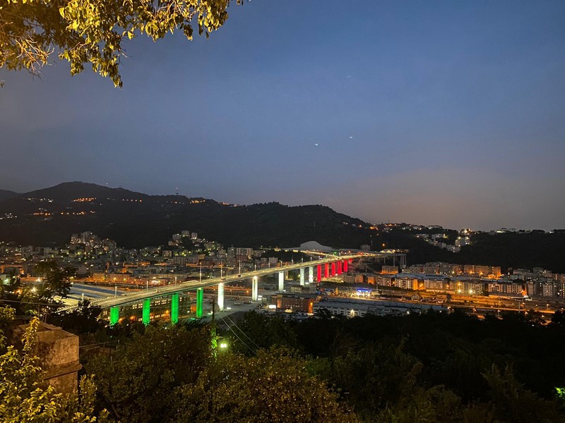 Che bello il ponte, peccato che lo paghiamo noi e non i Benetton