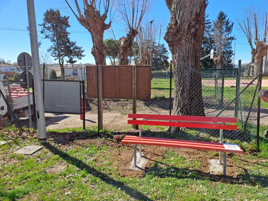 Castelnuovo. Staffetta tra le panchine rosse sul territorio comunale 1 staffetta
