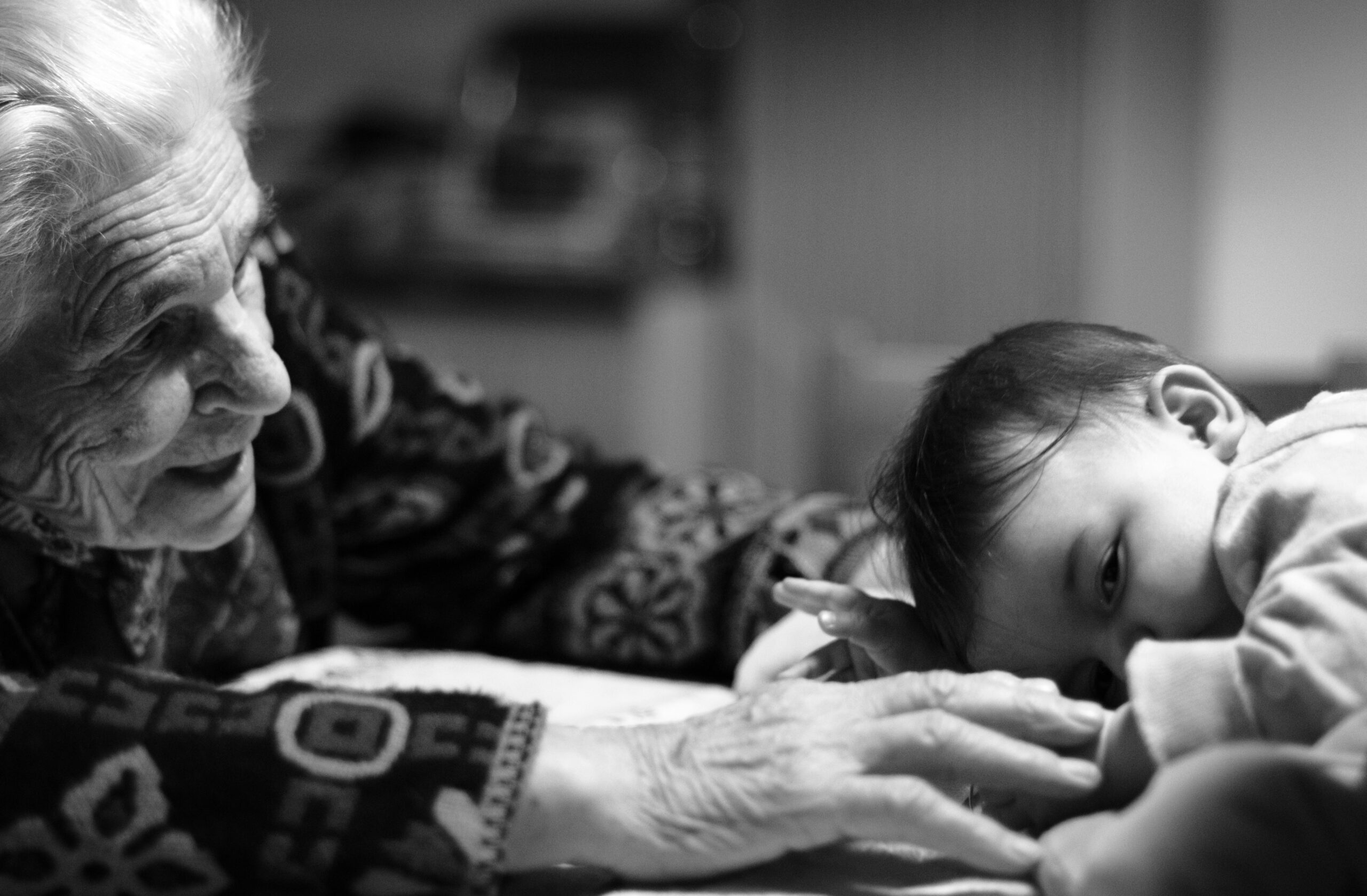 Nei paesi dell’Ue l’aspettativa di vita media è di 80 anni. L’Italia è il paese più anziano con un’età media di 48 anni