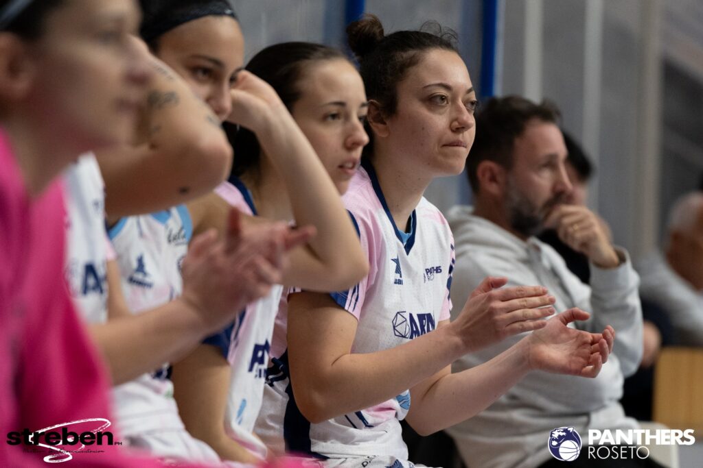 Ecodem Alpo Basket, buona la prima semifinale con Roseto: 60-51 e si va a gara 2 1 pathers roseto