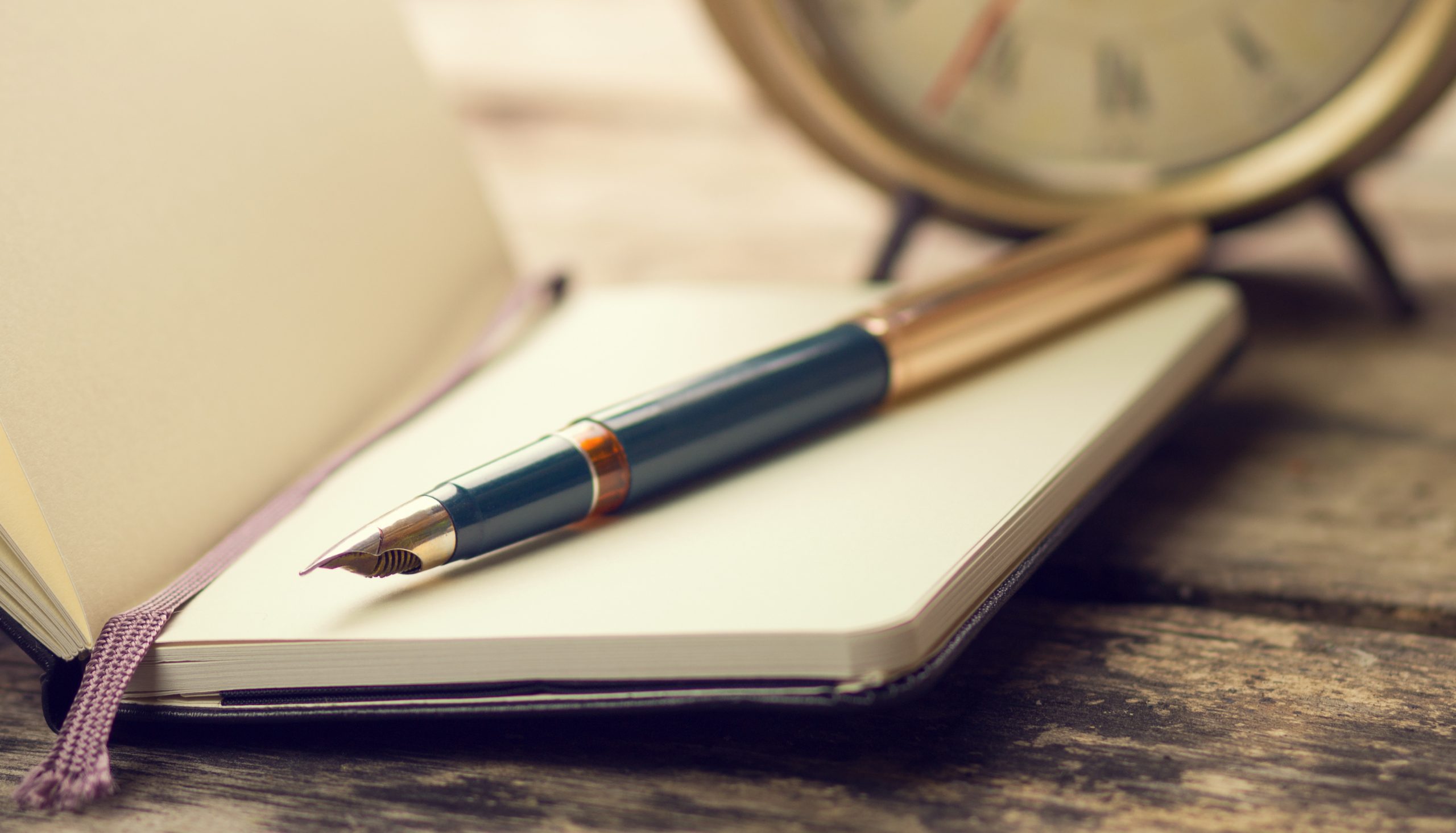 Meglio l’agenda cartacea o digitale? I motivi che rendono intramontabile carta e penna