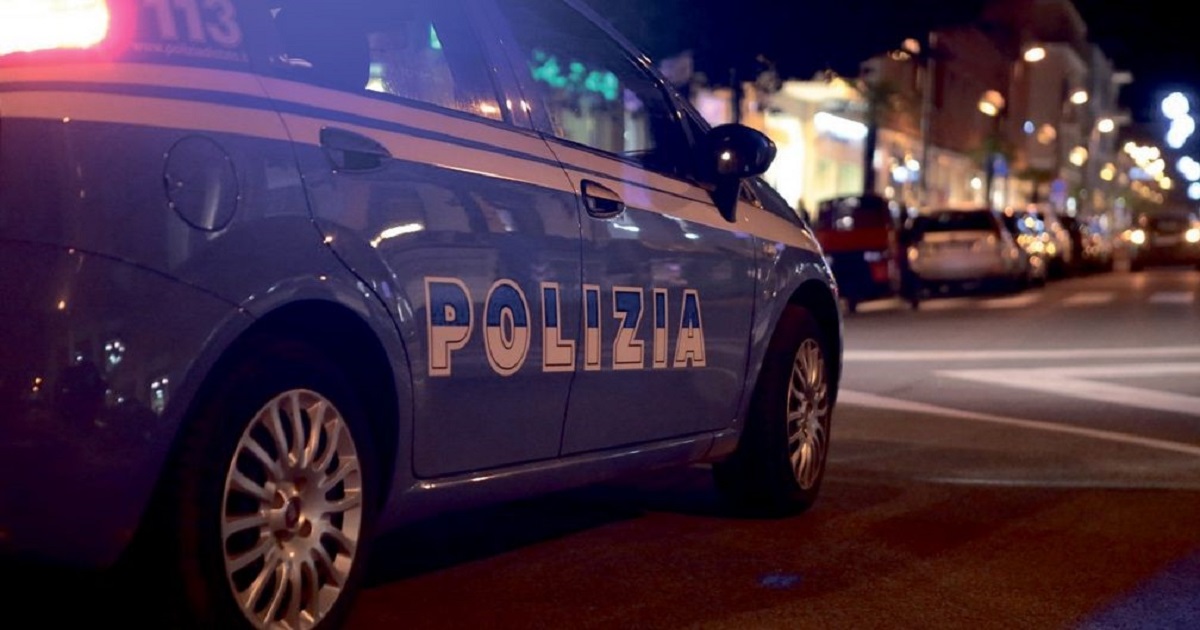 Baby gang, giro di vite del Cosp: cani antidroga nelle scuole
