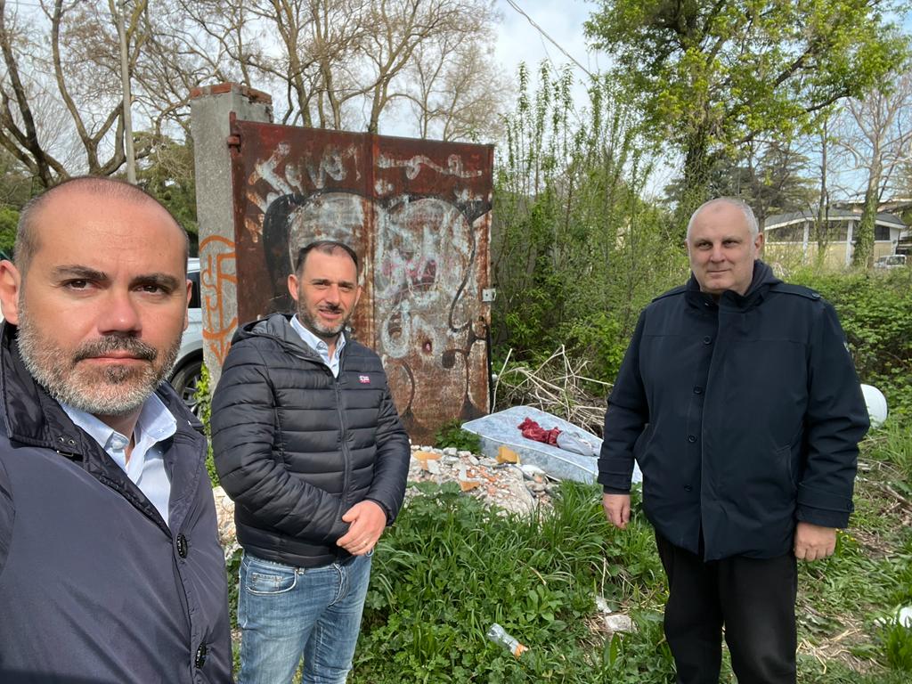 Ponte Catena, degrado senza fine. Bozza chiede un intervento immediato a Damiano Tommasi