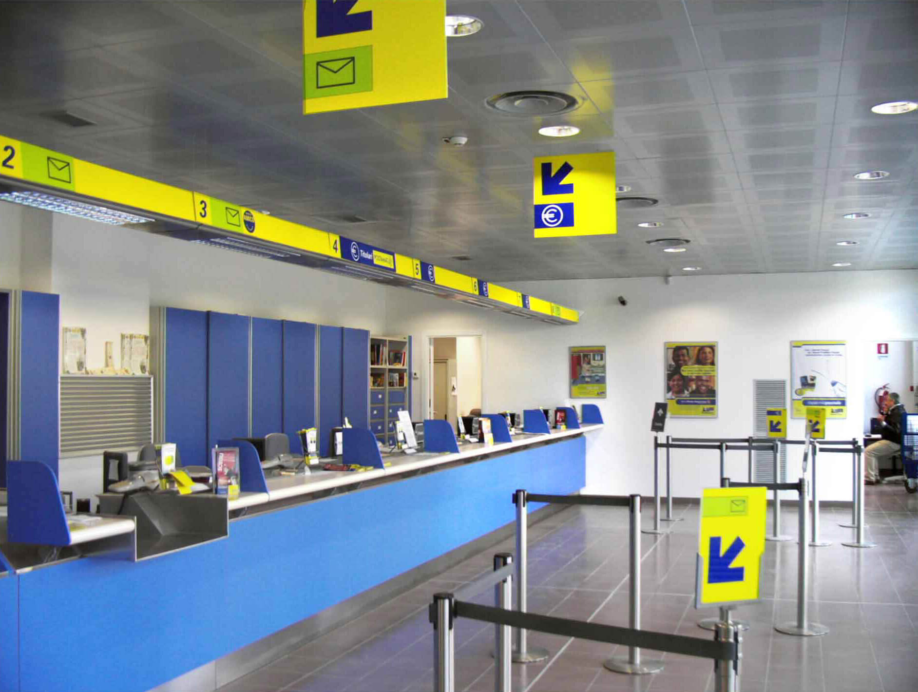 Poste, sul cellulare il ticket per la prenotazione dei servizi