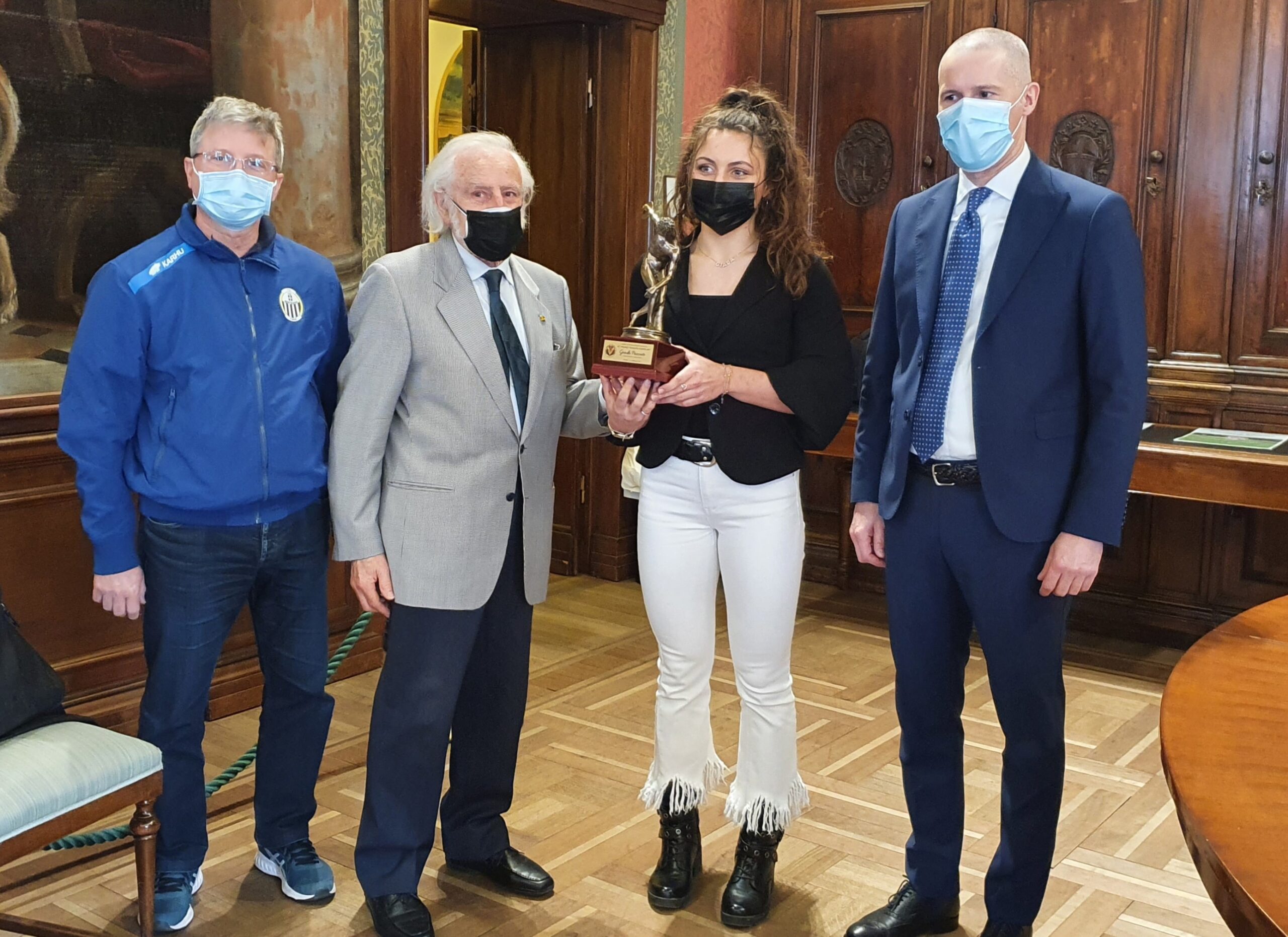 A Giada Pozzato, campionessa italiana di salto con l’asta, il premio Consolini