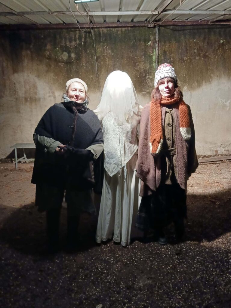 Aspettando Santa Lucia. Lo spettacolo itinerante per bambini a Villafranca 1 santa lucia