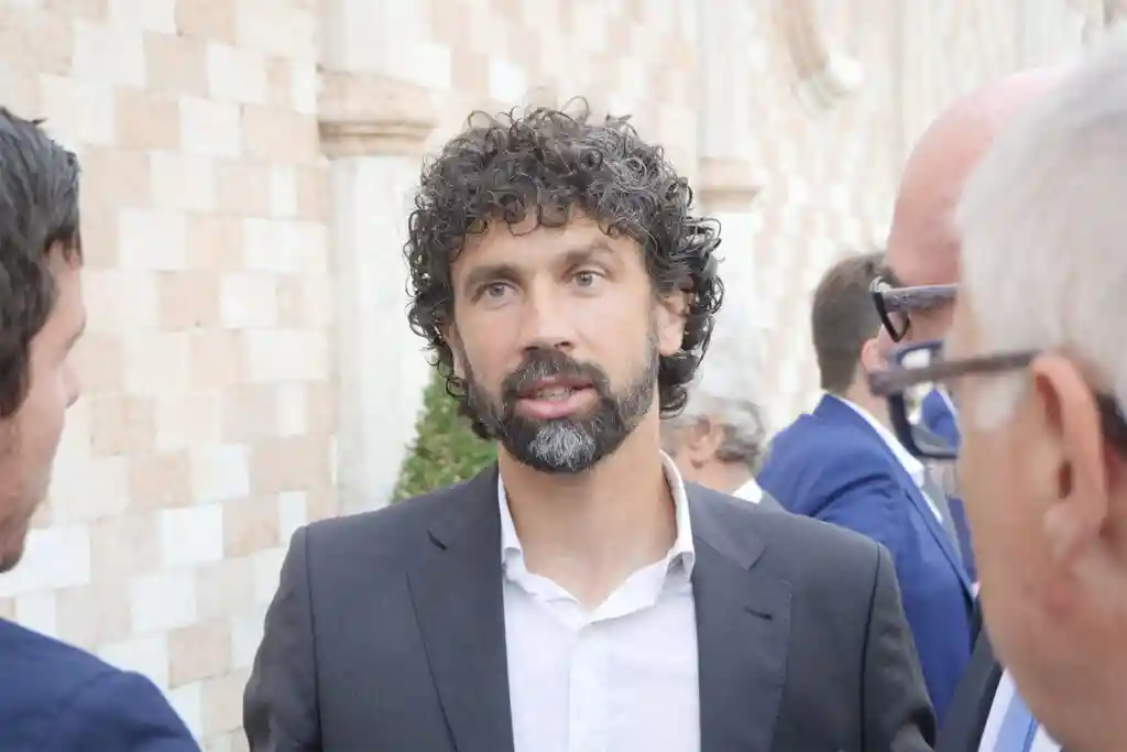 Centri d’Accoglienza. Lega e Tommasi dal Prefetto con posizioni opposte 1 Centri d’Accoglienza. Lega e Tommasi dal Prefetto con posizioni opposte