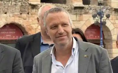Tosi a Zaia. Blocca il collaudo del Sio. Non va bene