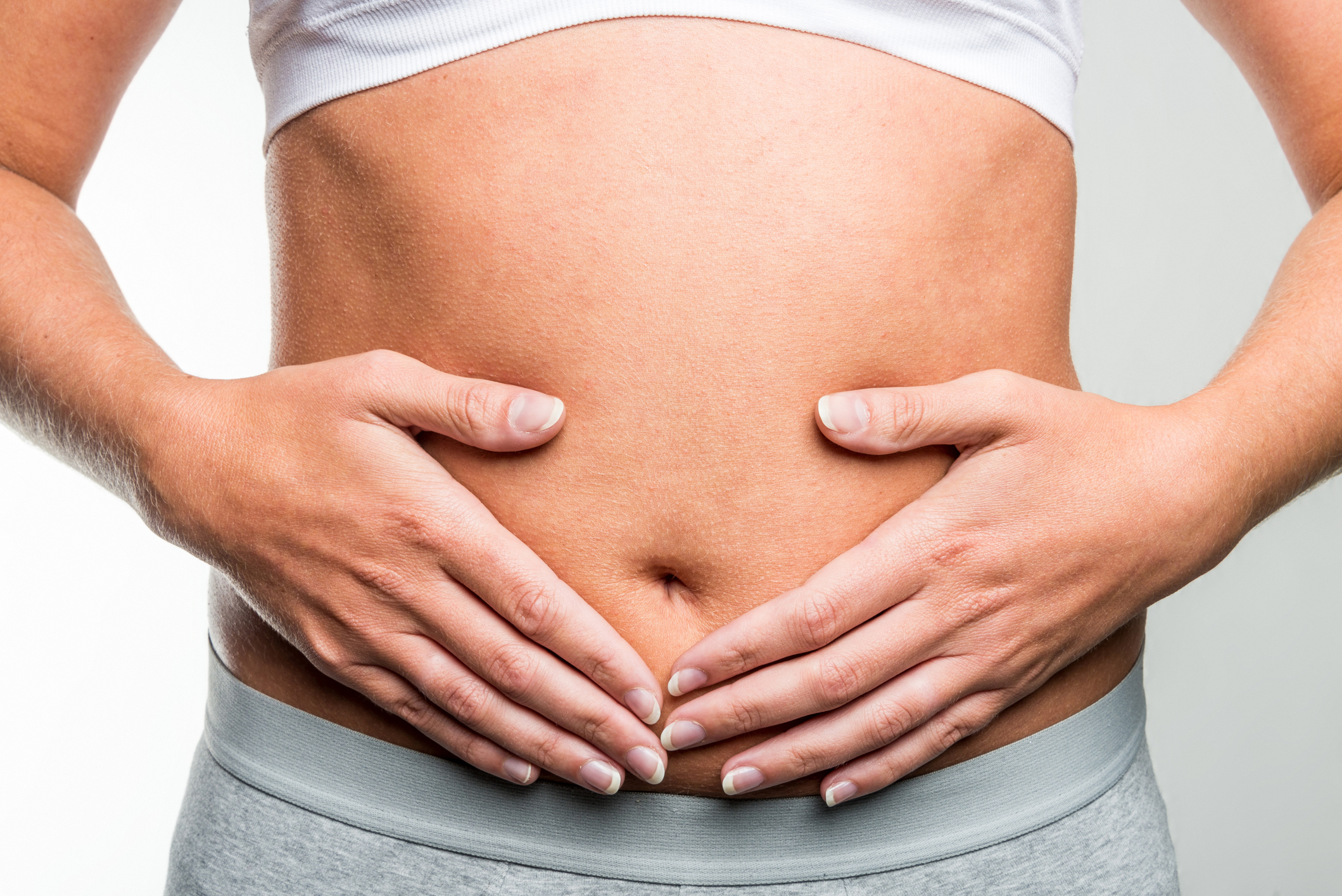 Evitare gli alimenti ultra-processati e mangiare genuino per prevenire il cancro al colon-retto