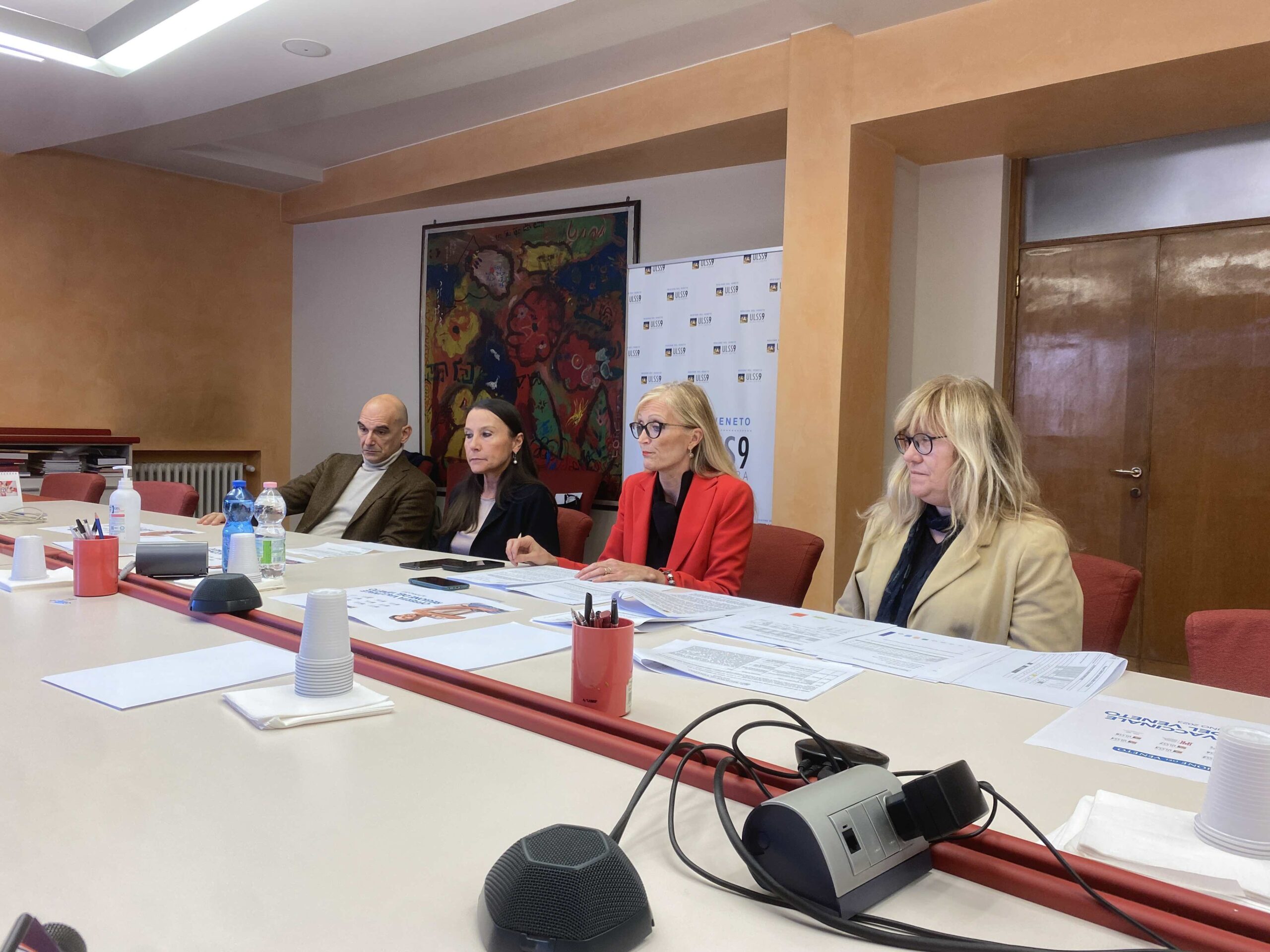 Ulss 9. Presentata l’offerta di vaccinazione antinfluenzale, anti-Covid ed anti-Pneumococco.