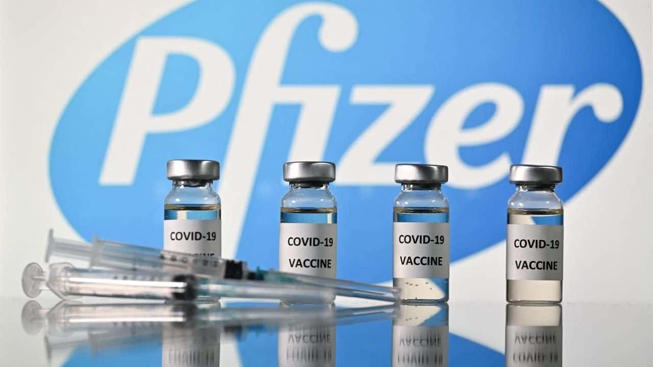 Covid, il tasso di contagio risale al 6%. In terapia intensiva tanti malati come a marzo 2020. 131mila vaccini in arrivo
