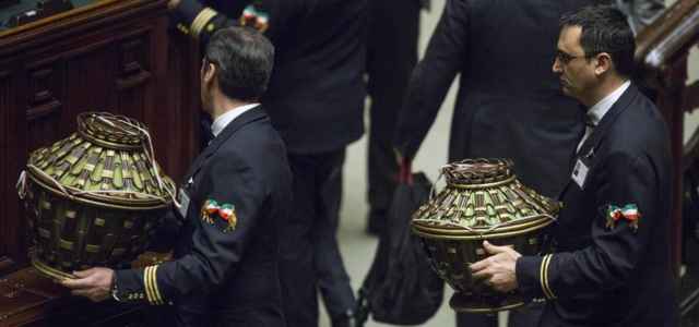 L’ombra della delegittimazione sul Parlamento che eleggerà il Presidente della Repubblica