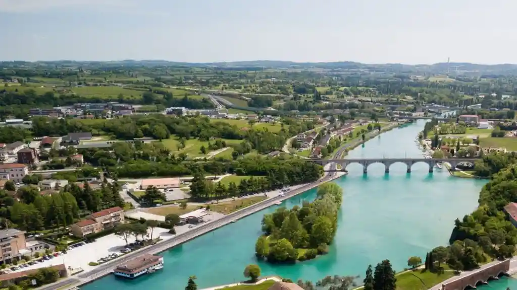 Ha senso una stazione dell'Alta Velocità sul Garda? 1 PESCHIERA alto