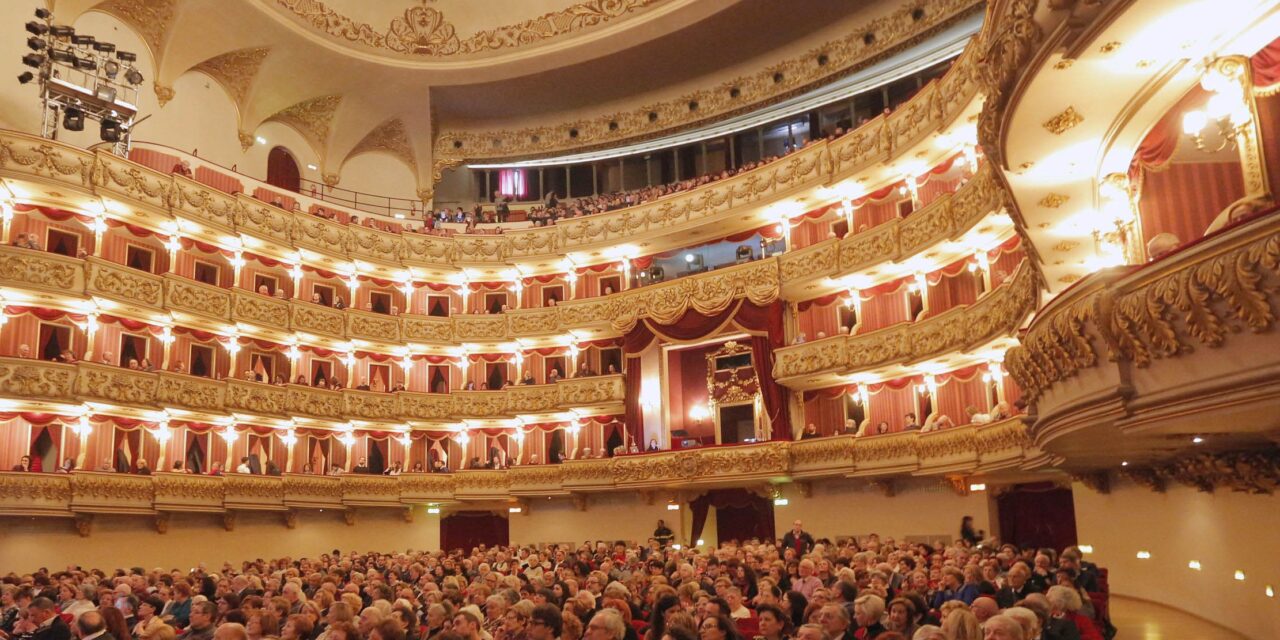 Budapest Festival Orchestra e Ivan Fischer al Filarmonico: penultimo appuntamento del Settembre dell’Accademia