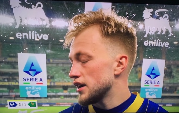 Il Verona torna alla vittoria nel derby veneto e batte 2-1 il Venezia 1 Il Verona torna alla vittoria nel derby veneto e batte 2-1 il Venezia