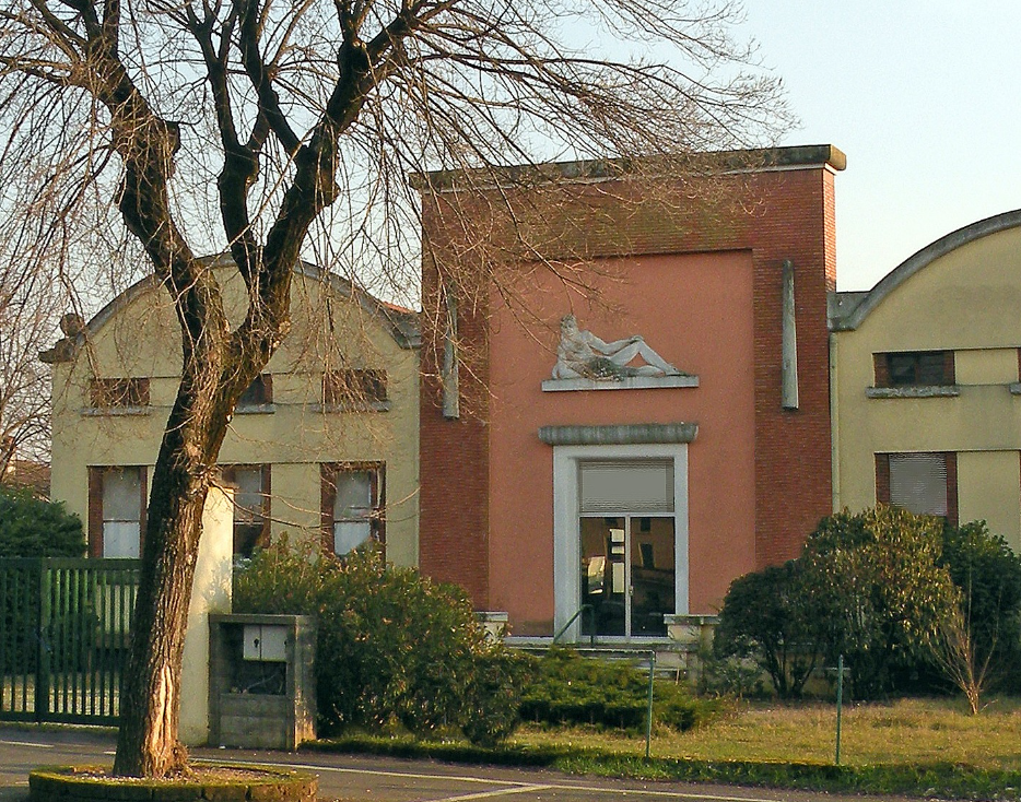 Lo storico mercato delle pesche di Valeggio abbattuto, ma verrà conservata la facciata 1 mercato delle pesche