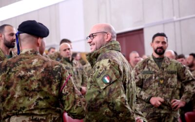 Lorenzo Fontana ai nostri militari in Lettonia: “Vi porto l’abbraccio dell’Italia”