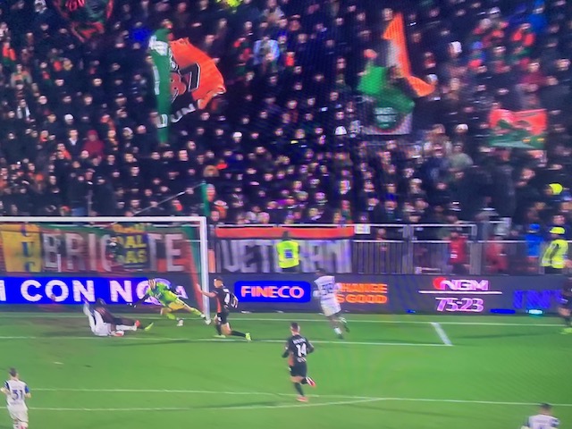 Il Verona 1-1 a Venezia. Punto prezioso nella corsa salvezza 1 Il Verona 1-1 a Venezia. Punto prezioso nella corsa salvezza