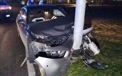 Polizia locale, nella notte sequestrate patenti, coltelli e cocaina