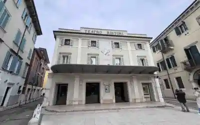 Mozart e Salieri “sacri” al Teatro Ristori: il Te Deum e il Requiem con Frau Musika diretta da Andrea Marcon