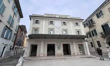 Mozart e Salieri “sacri” al Teatro Ristori: il Te Deum e il Requiem con Frau Musika diretta da Andrea Marcon