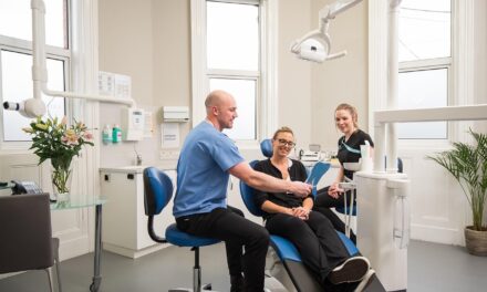 Nel 2024 in Italia eseguiti 2 milioni di impianti dentali