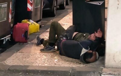 Degrado in via dei Mutilati. Denuncia di Anna Bertaia