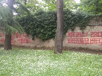 No vax in azione. Scritte al parco S.Giacomo, Borgo Roma