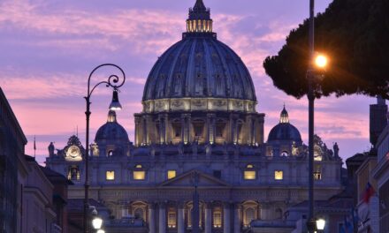 Un papa nero poterebbe essere il cardinale guineano Sarah