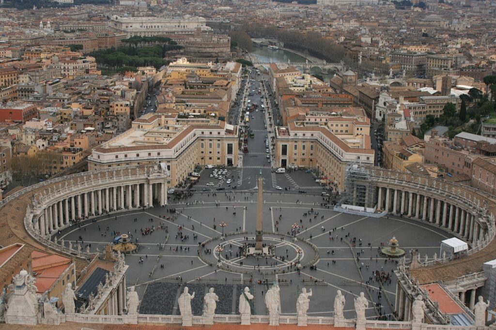 Un papa nero poterebbe essere il cardinale guineano Sarah 1 Un papa nero poterebbe essere il cardinale guineano Sarah