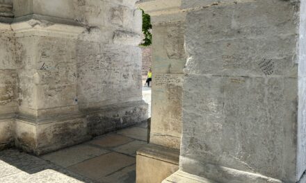 Padovani. Arco dei Gavi deturpato segnale preoccupante