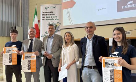 Settimana per l’Ambiente al Galilei: raccolta farmaci, sensibilizzazione e una passeggiata ecologica con oltre mille studenti
