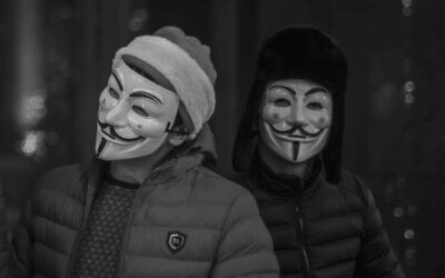 In rete 2 milioni di file segreti. Chi è l’Assange russo?