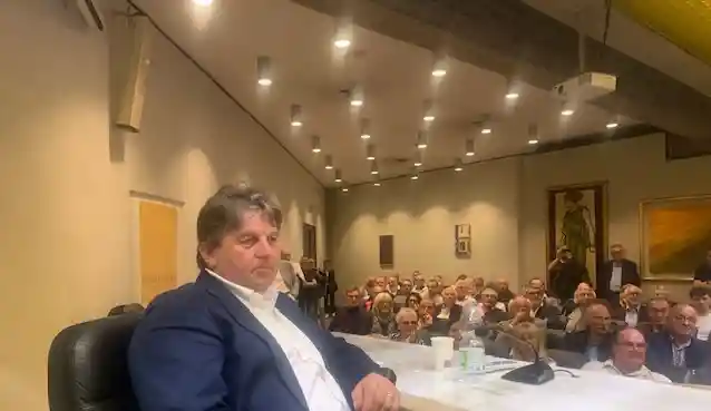 Riprendiamoci le chiavi di casa. Marco Rizzo a L’Officina