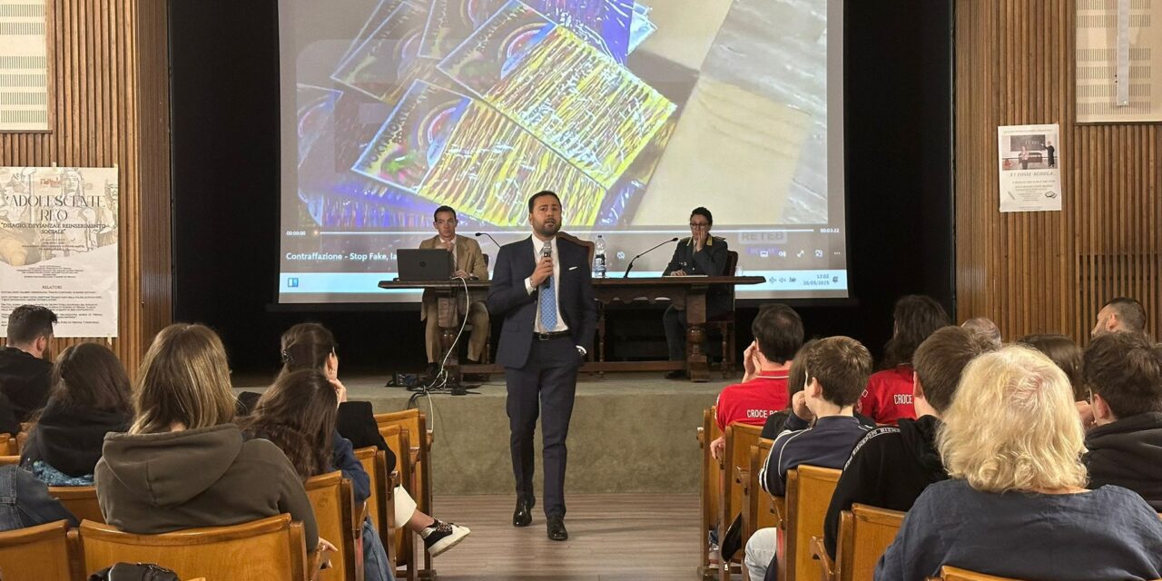 Disagio, devianza e reinserimento giovanile. Conferenza al Maffei