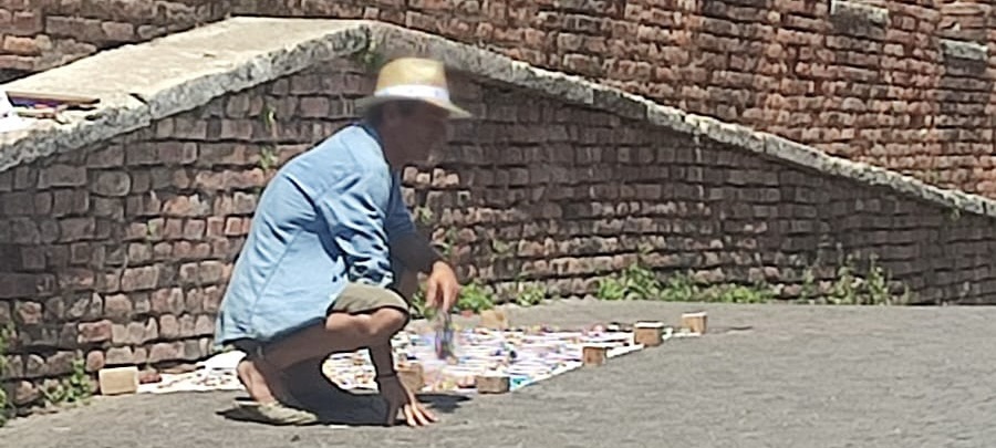 Forza Italia attacca Tommasi: “Ambulanti abusivi sul ponte di Castelvecchio, torna il degrado in città”