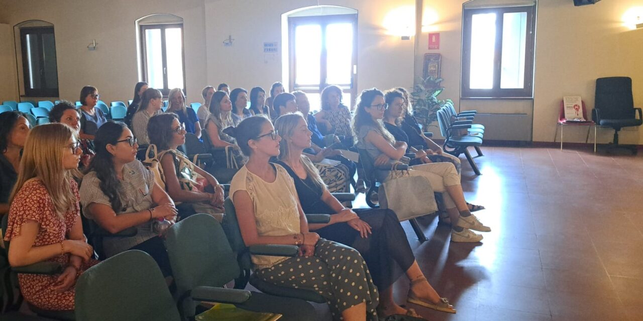 Le assistenti sociali del Distretto 2. No all’Azienda Speciale