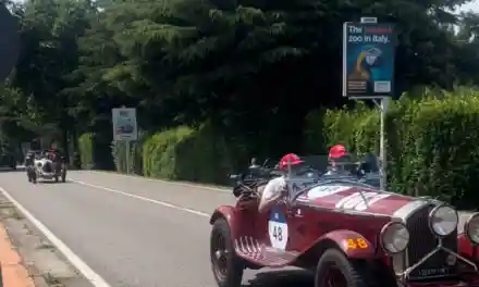 Le storiche Mille Miglia sfilano sul Lago