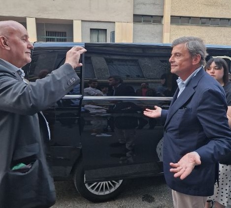 Intervista Calenda. 3