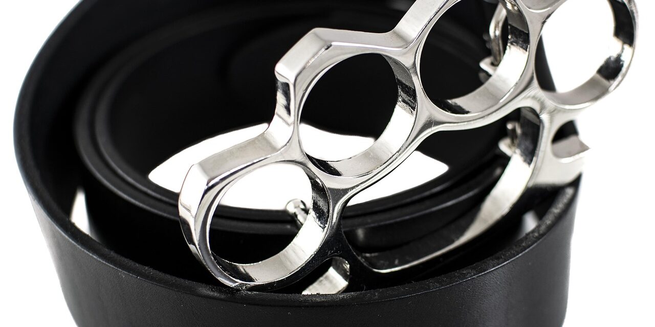 Taser e tirapugni fatti in casa con la stampante 3D