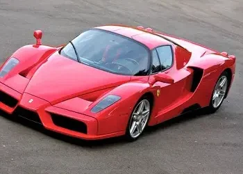 Red Night, rombo Ferrari a Peschiera del Garda