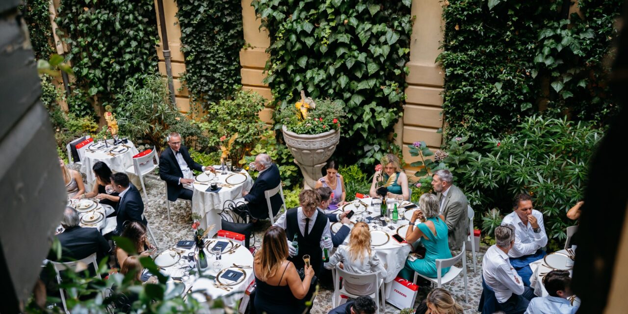L’Opera inizia prima del gong al “Calvisius Arena Foyer”: il giardino del lusso a firma di Fabio Palazzi