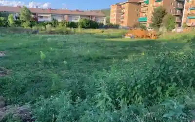 Il quartiere contro lo studentato difende l’area verde
