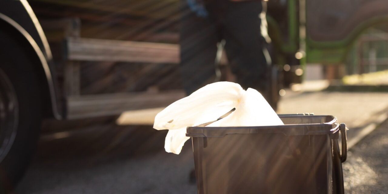 Sciopero generale venerdì 3 ottobre: possibili disagi ai servizi di raccolta rifiuti