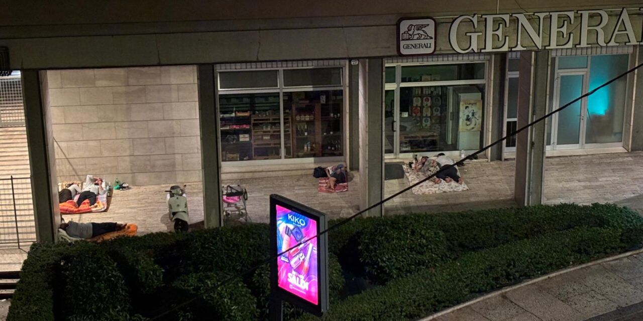 Degrado in piazza Simoni. Padovani attacca Tommasi