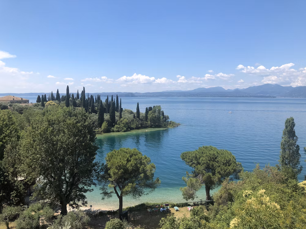 Boom di turisti sul Garda veronese. Più 32% in 10 anni 2 photo 1595238530567 c6acebcb8a2b
