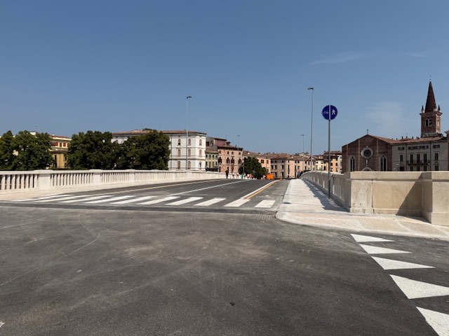 Finalmente riaperto Ponte Nuovo. Per sistemarlo ci sono voluti 4 anni
